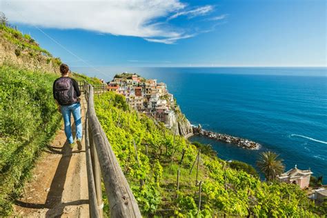 walking tours in genoa